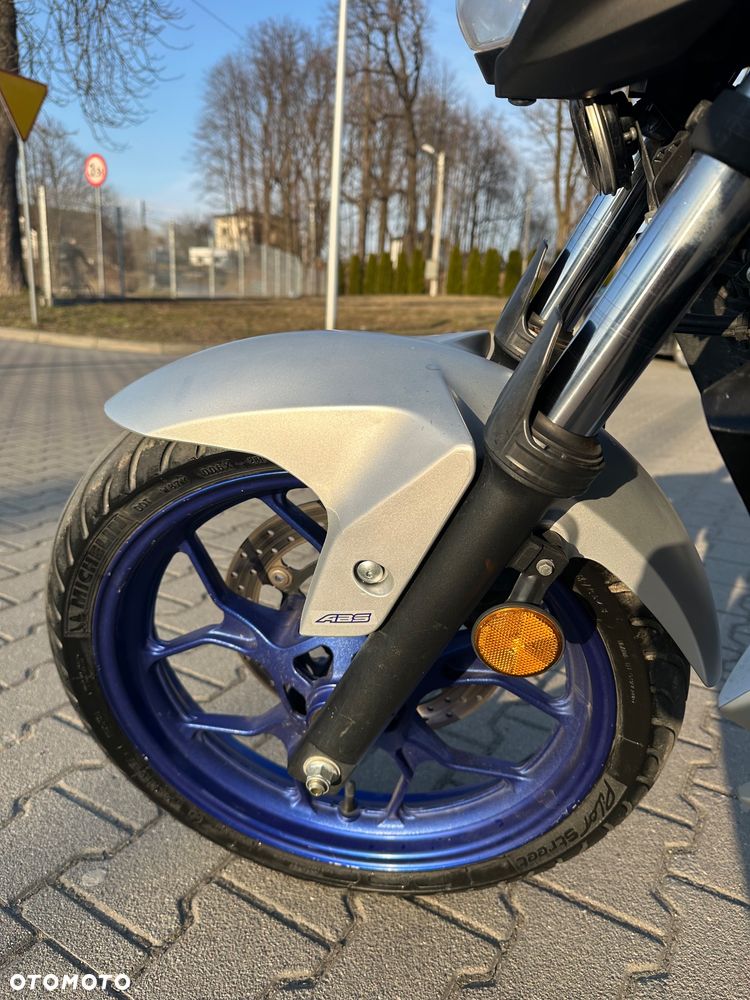 Yamaha MT - 16