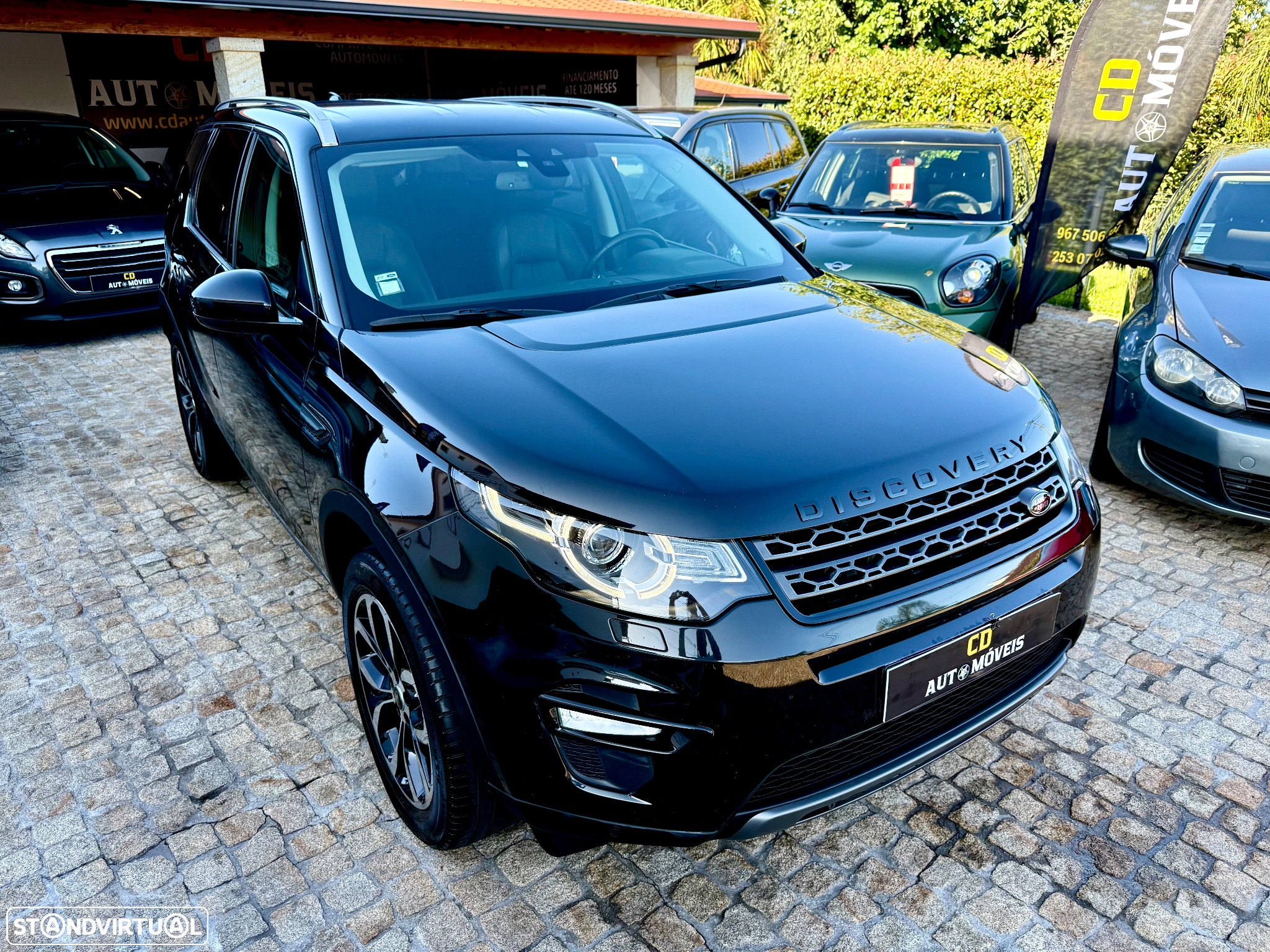 Land Rover Discovery Sport 2.0 TD4 HSE Luxury 7L Auto - 25