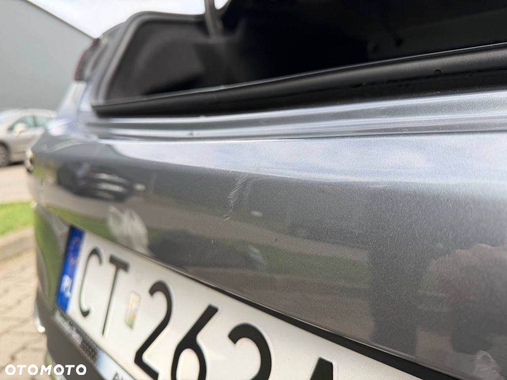 Mercedes-Benz Klasa E 200 4-Matic 9G-TRONIC - 13