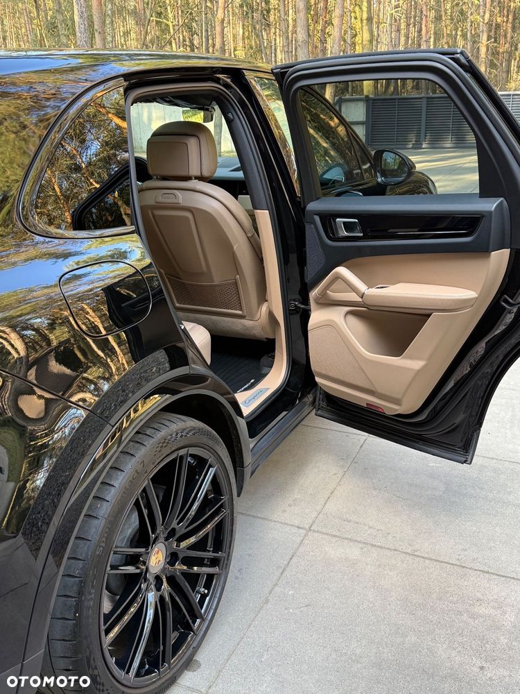 Porsche Cayenne Standard - 16