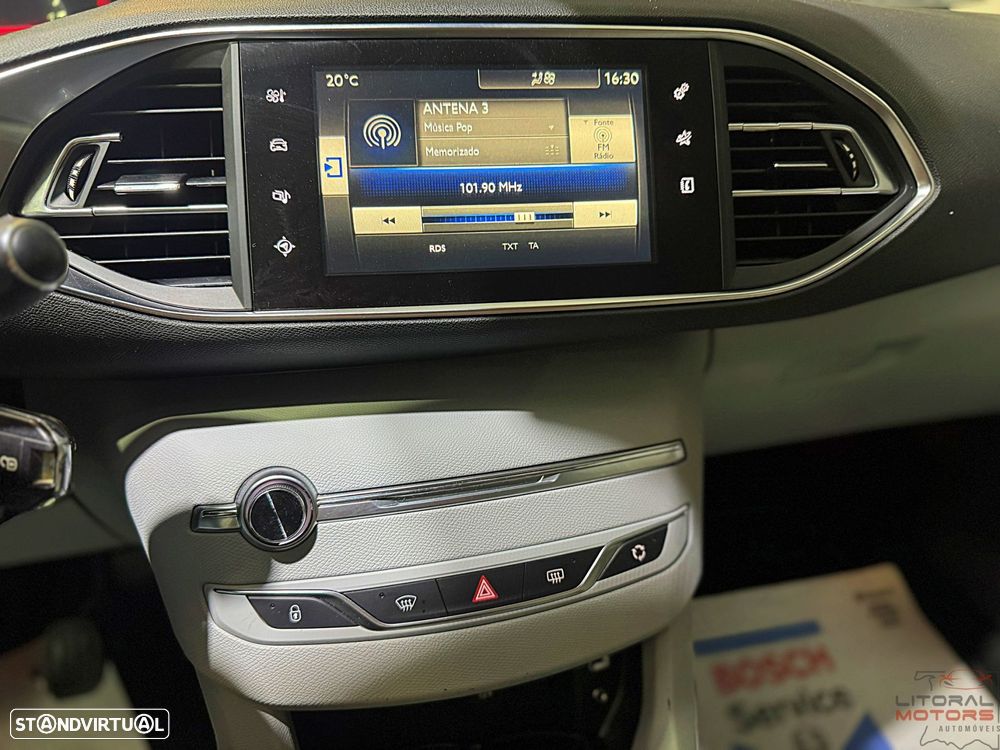 Peugeot 308 SW 1.6 e-HDi Allure - 27