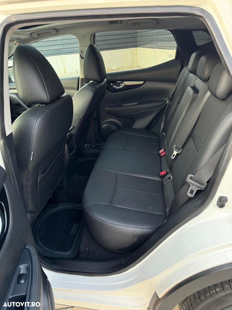 Nissan Qashqai 1.6 DCI Start/Stop X-TRONIC Tekna - 10