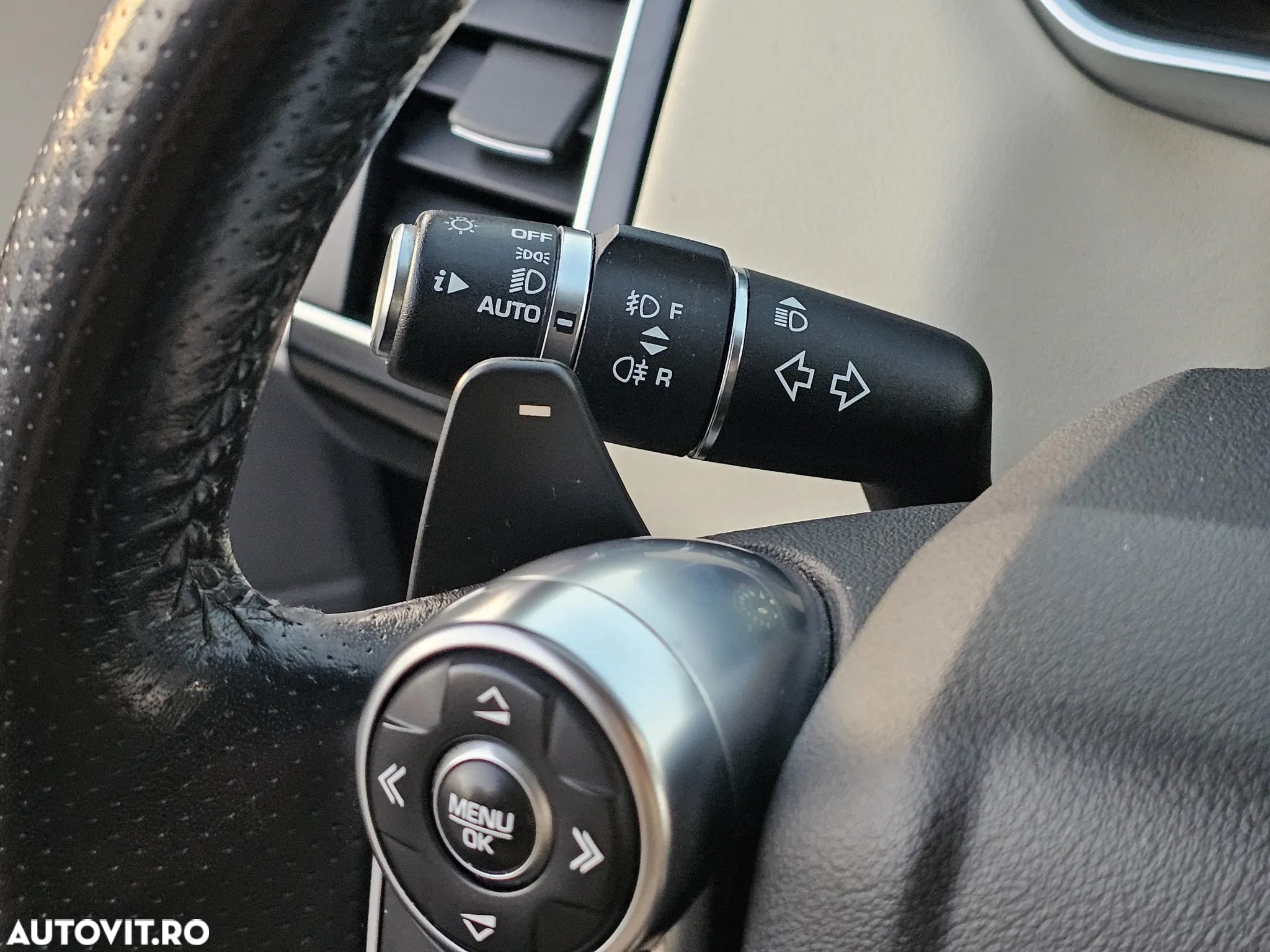 Land Rover Range Rover Sport 3.0 I TDV6 HSE - 32