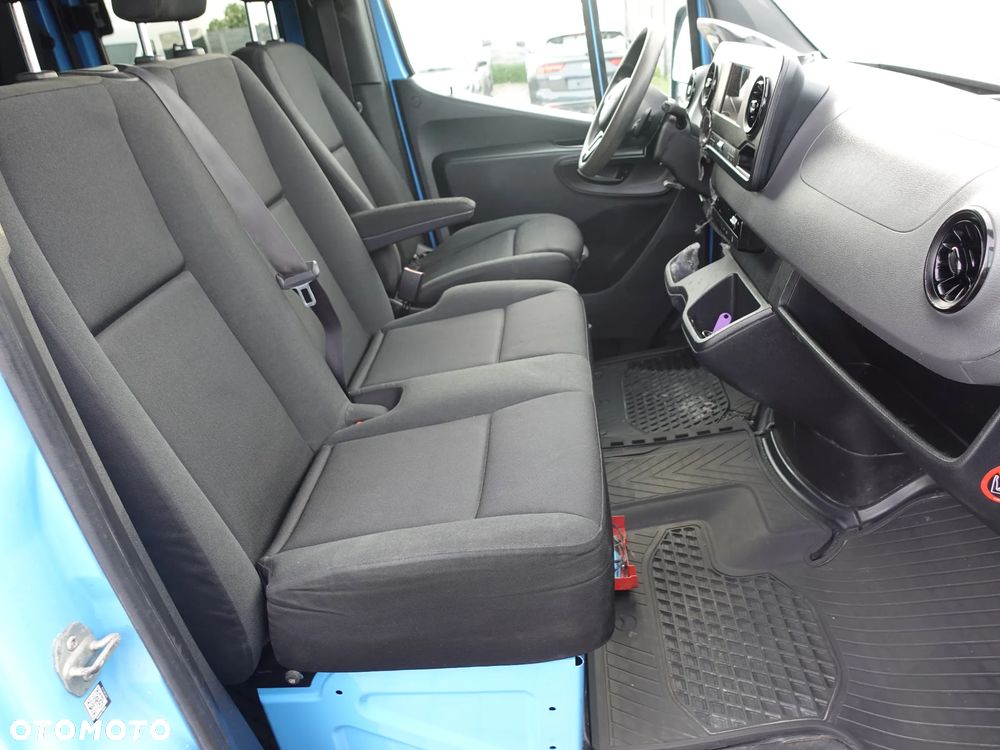 Mercedes-Benz sprinter - 8