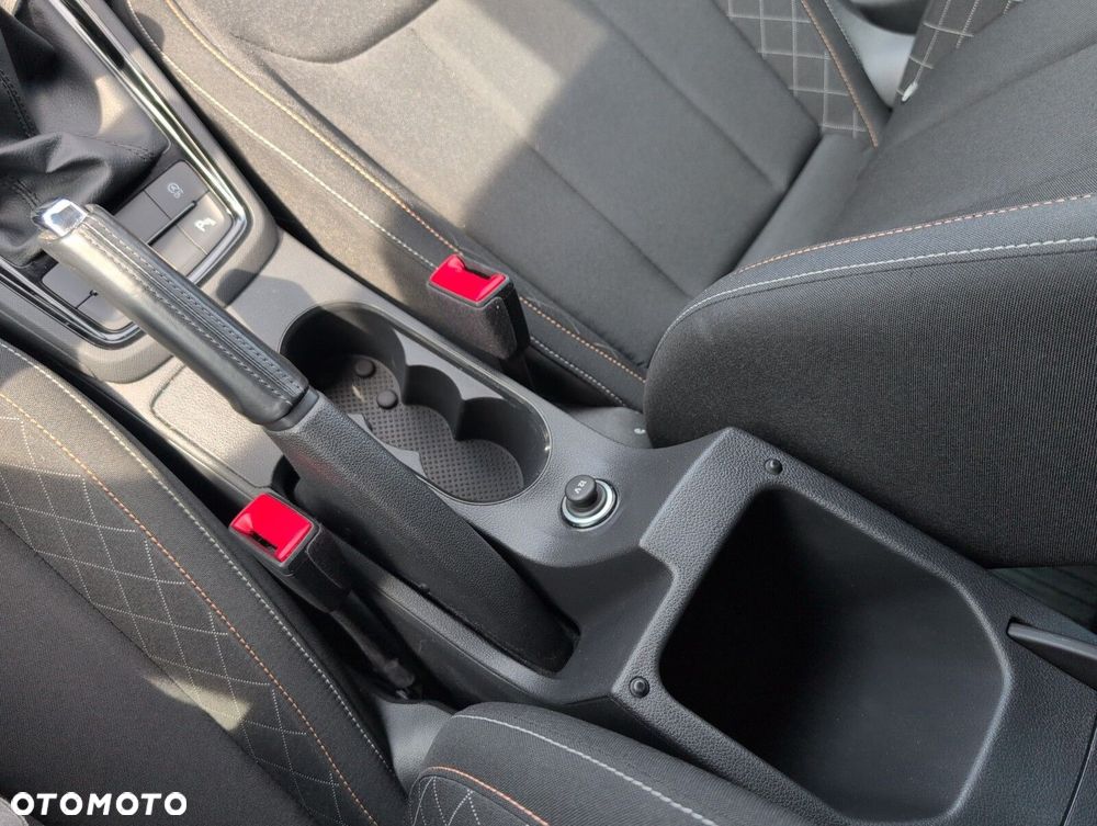 Skoda Scala 1.5 TSI Ambition DSG - 32