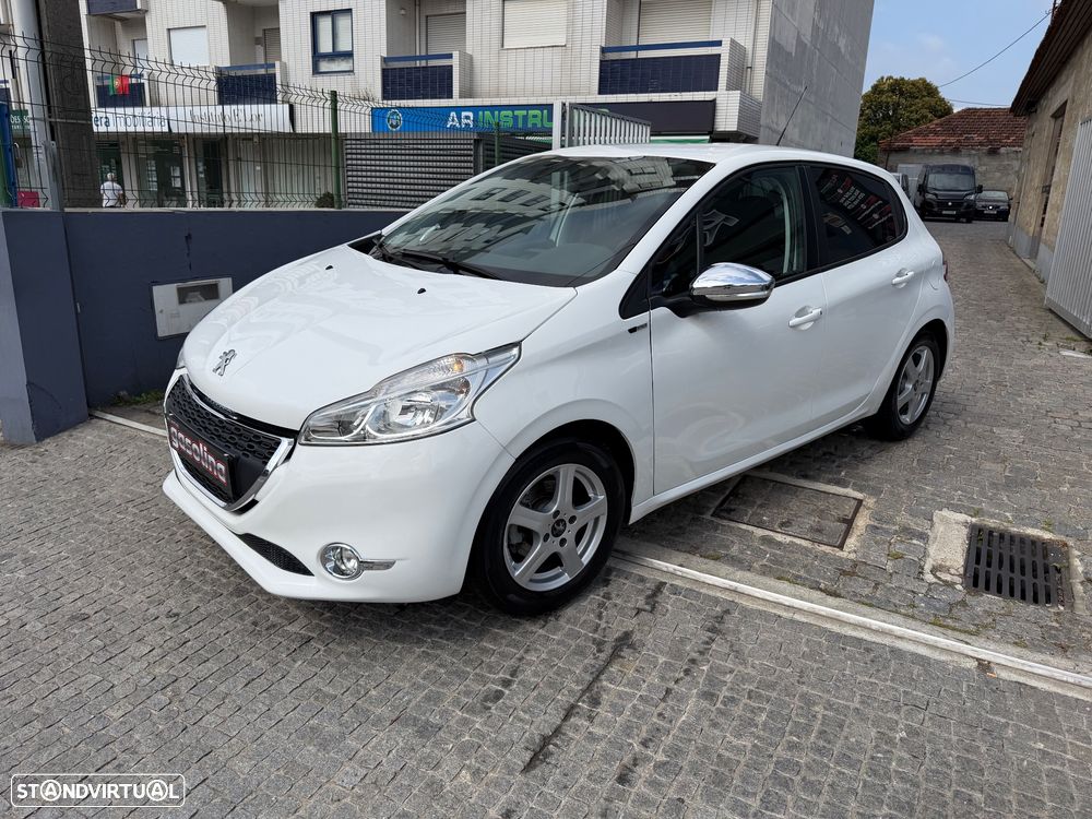 Peugeot 208 82 VTI Style — fotografia 5