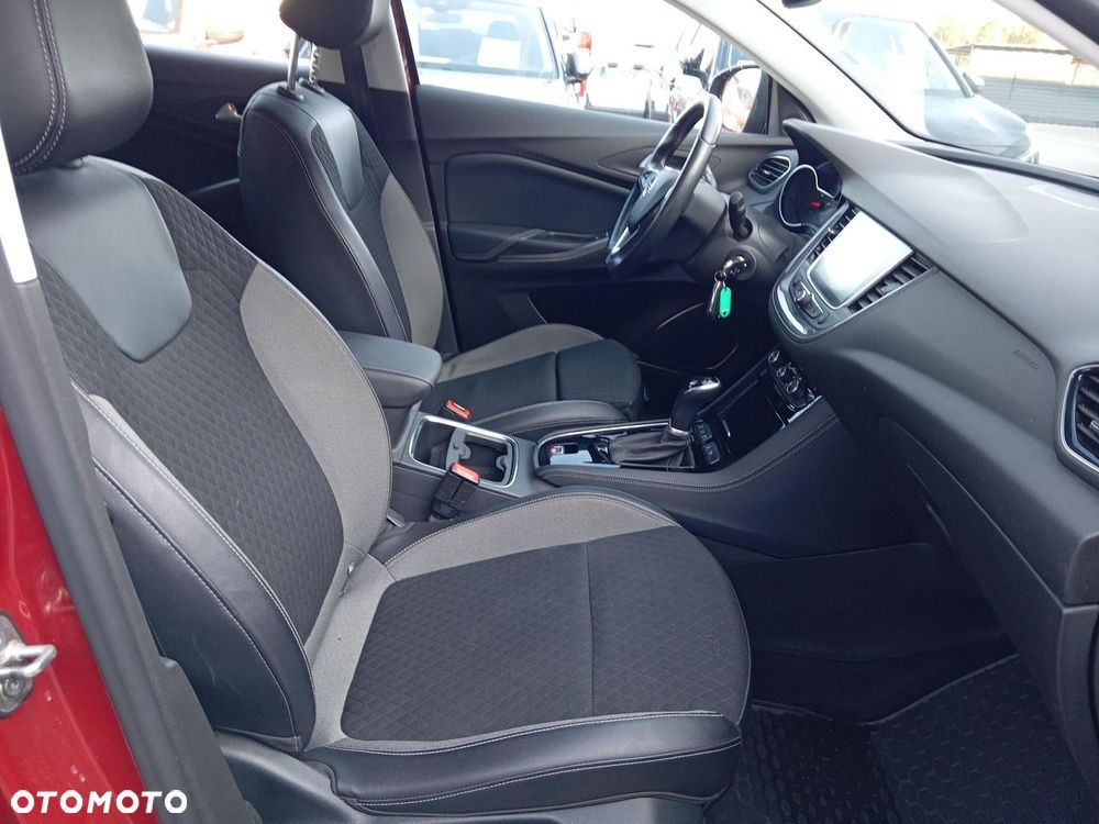 Opel Grandland X - 11