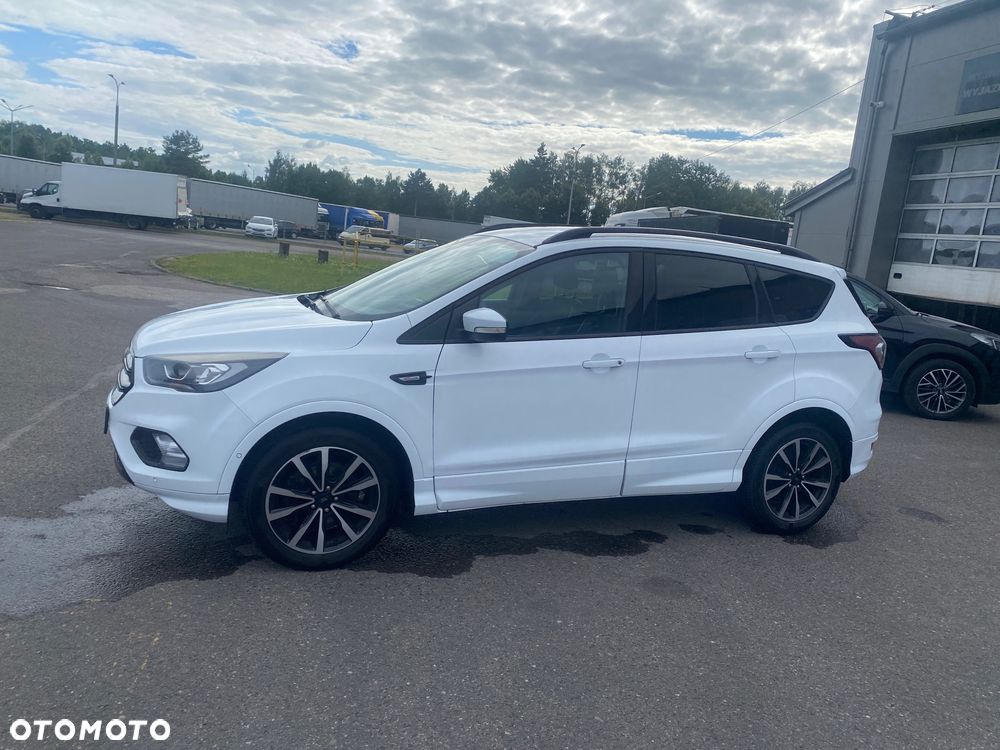 Ford Kuga 2.0 TDCi FWD ST-Line - 4