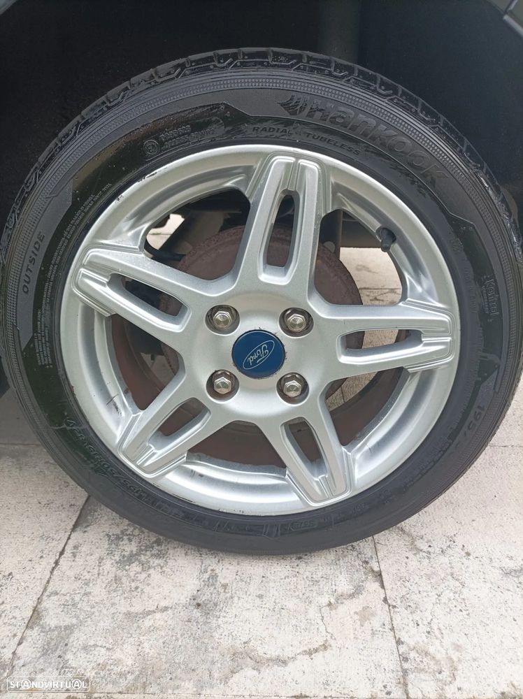 Ford Fiesta 1.5 TDCi Titanium - 16