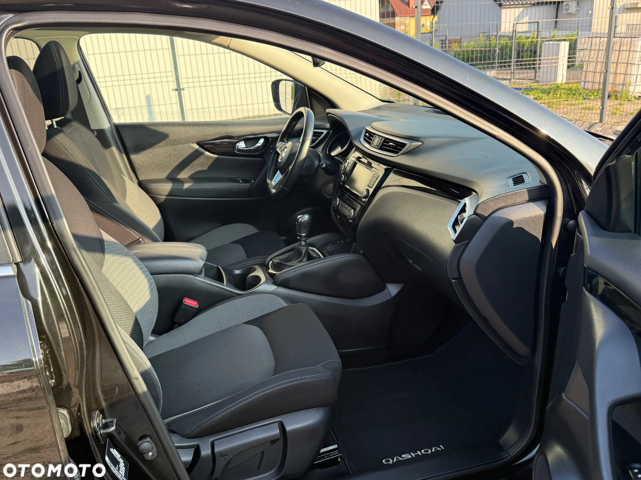 Nissan Qashqai 1.3 DIG-T Tekna - 22