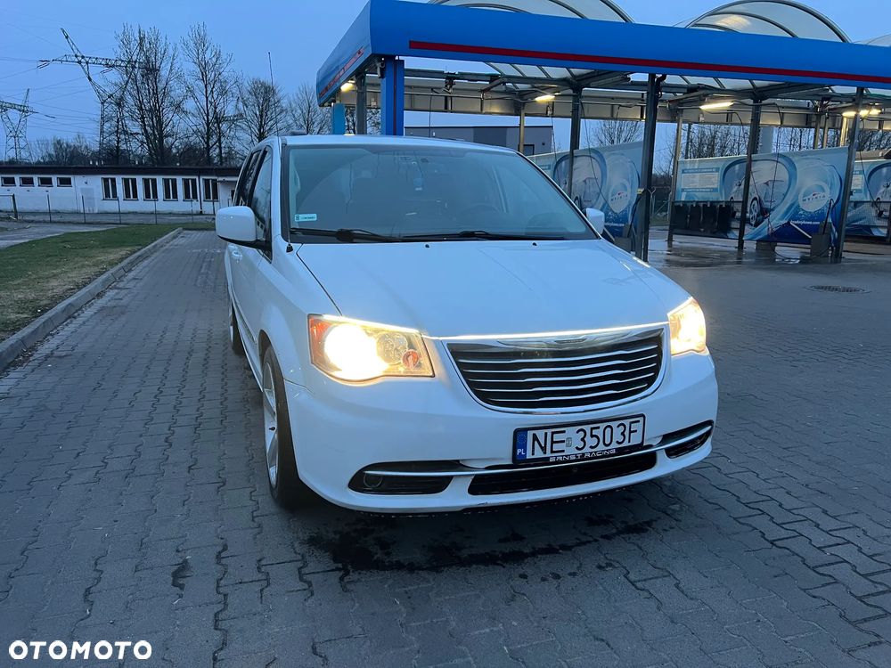 Chrysler Town & Country 3.6 Touring - 9