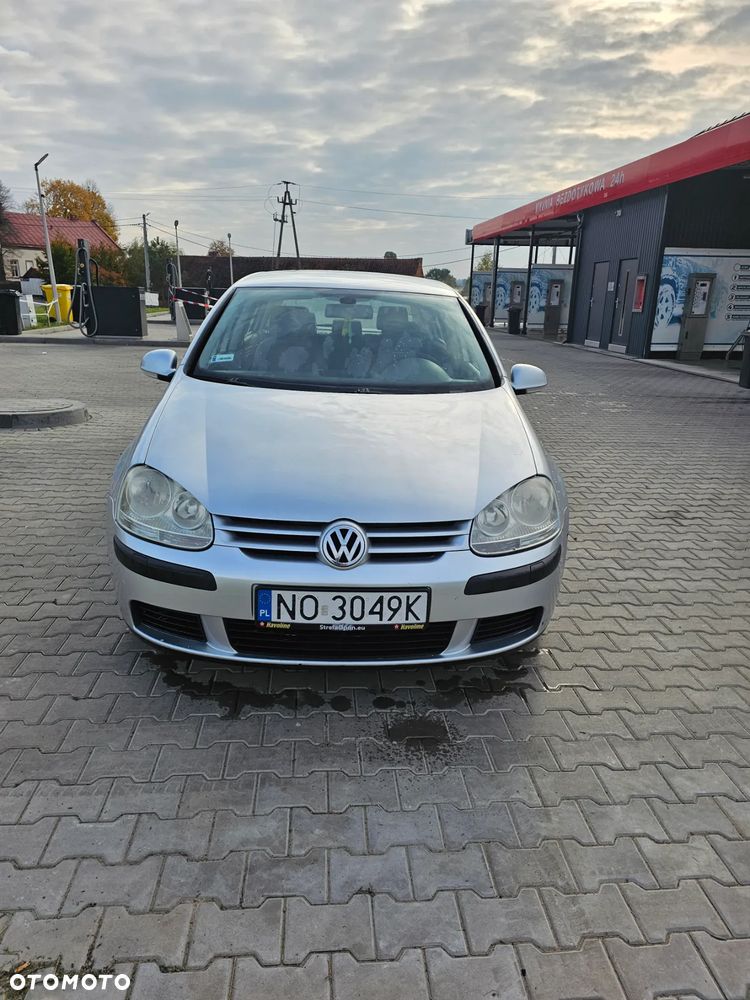 Volkswagen Golf V 1.6 Trendline - 2