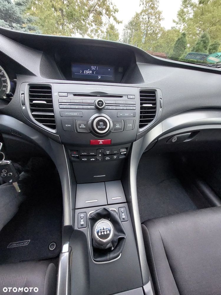 Honda Accord 2.0 Comfort - 9