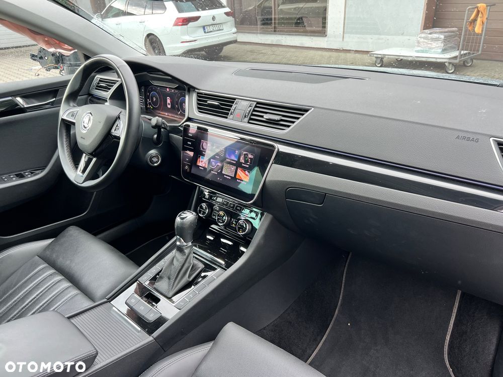 Skoda Superb 2.0 TDI SCR 4x4 L&K DSG - 24