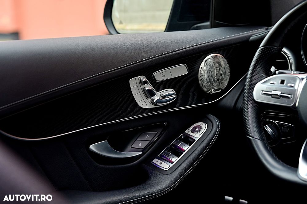 Mercedes-Benz GLC 300 e 4Matic 9G-TRONIC AMG Line Plus - 20