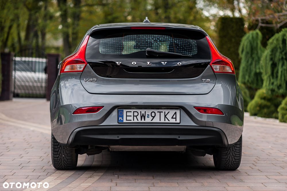 Volvo V40 T2 Kinetic - 6