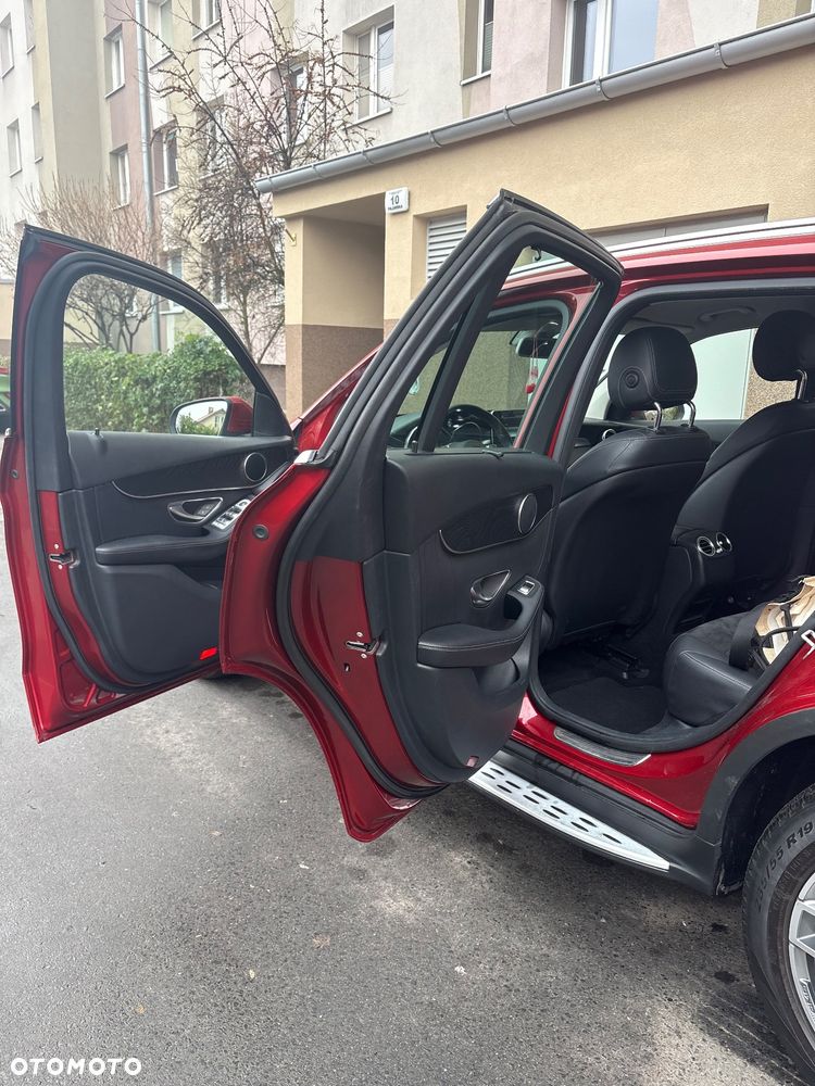 Mercedes-Benz GLC - 4