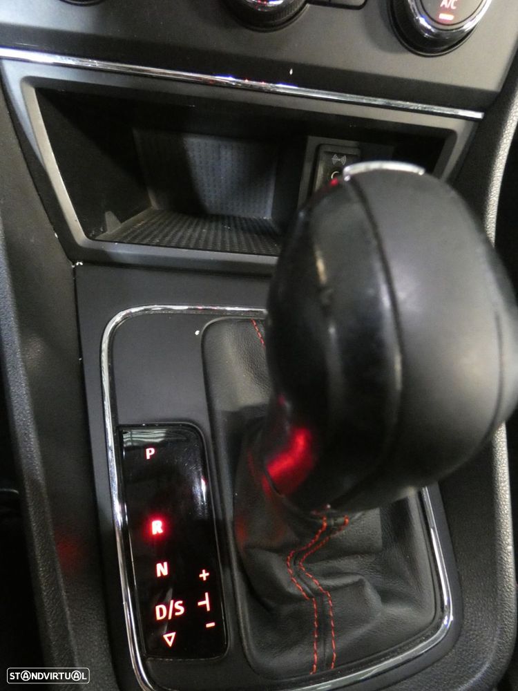 SEAT Leon ST 2.0 TDI FR DSG - 32