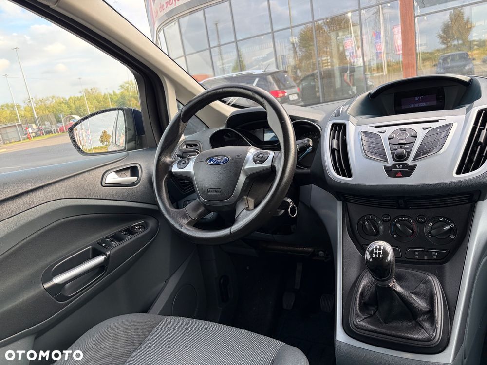 Ford C-MAX - 11