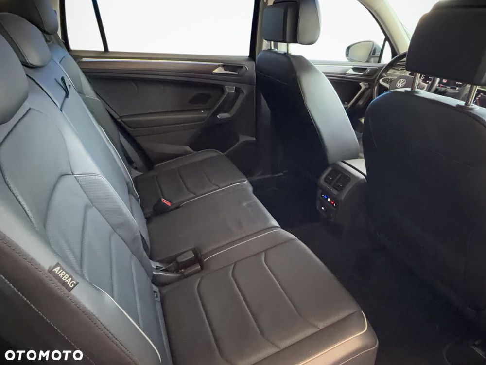 Volkswagen Tiguan Allspace - 15