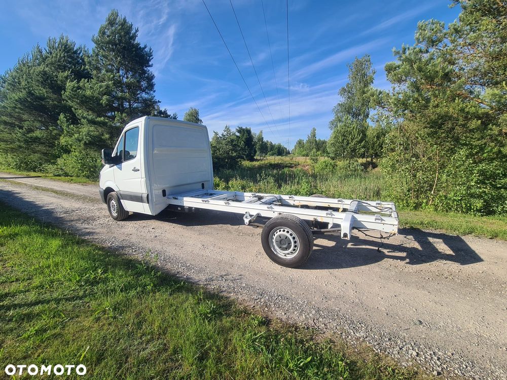 Mercedes-Benz Sprinter - 4