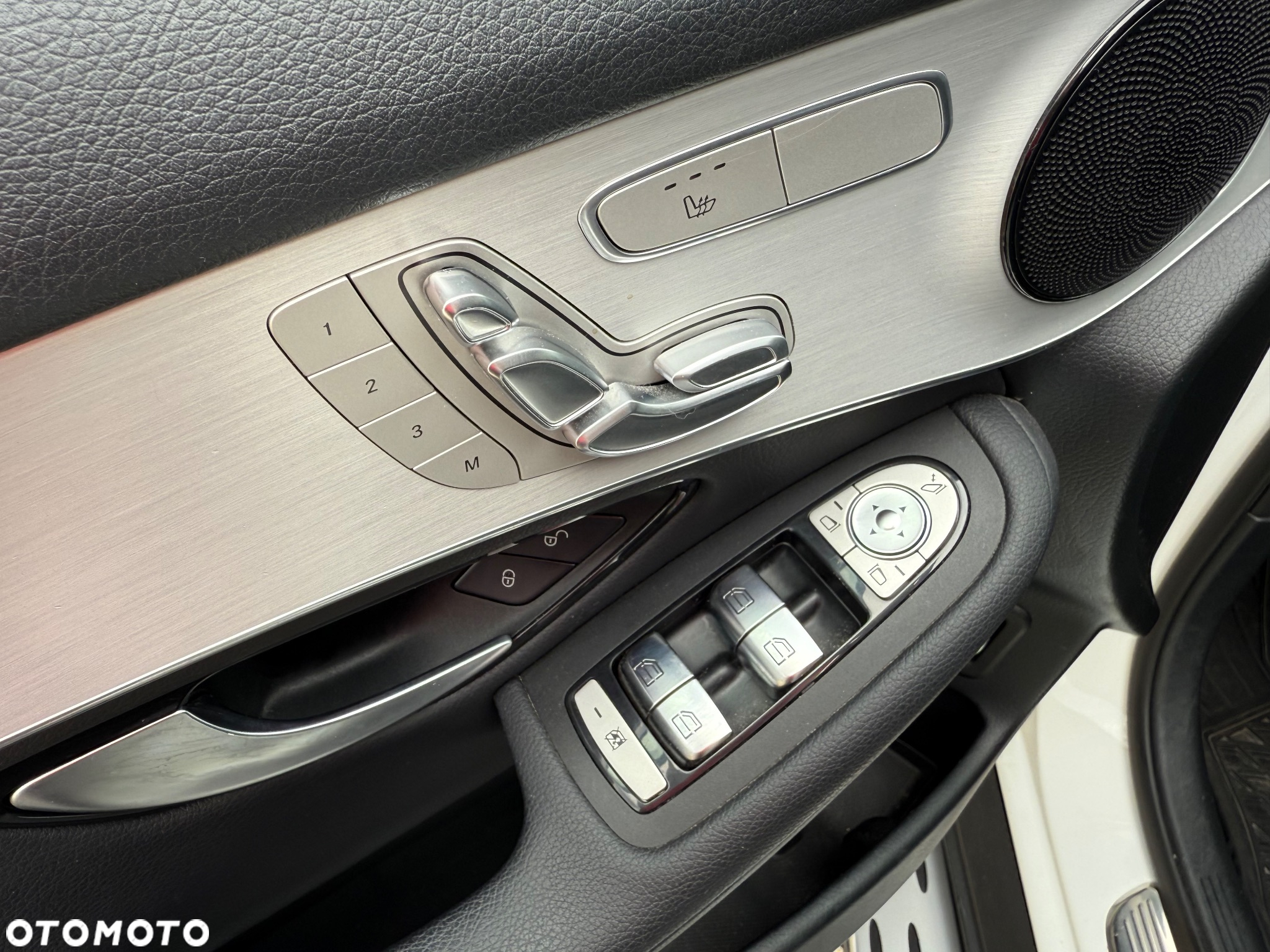 Mercedes-Benz GLC 300 4-Matic - 28