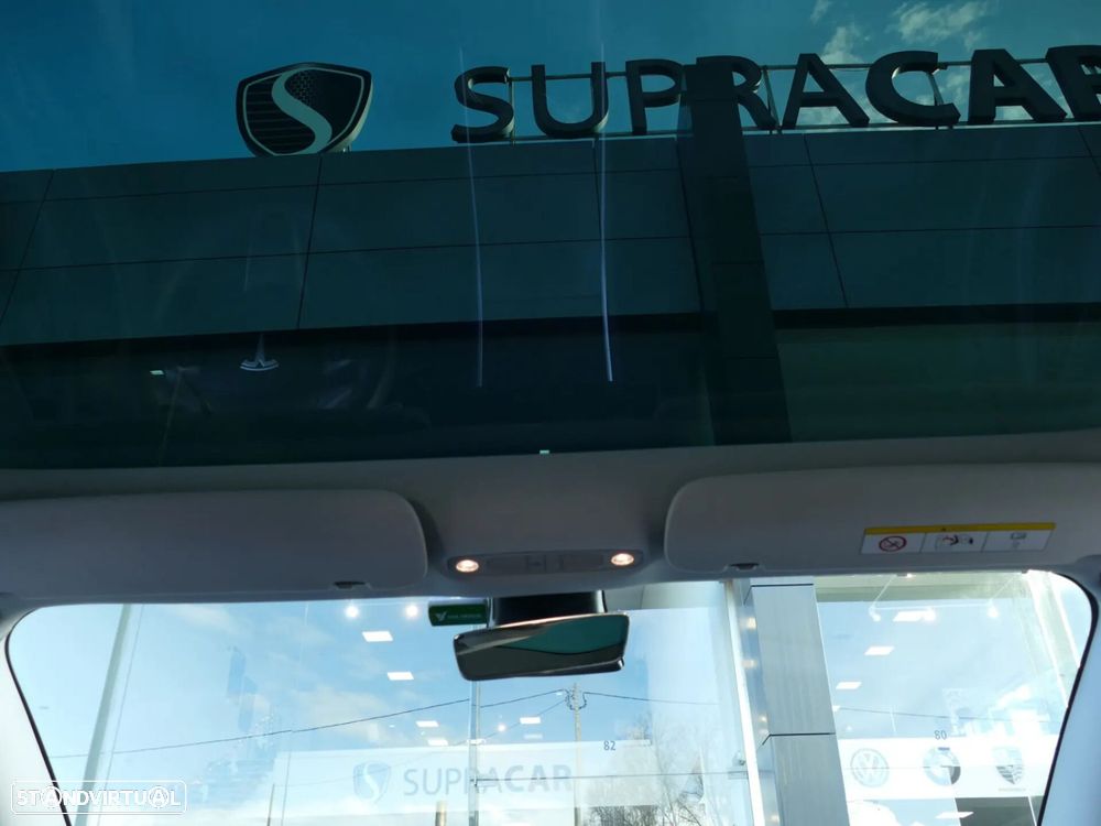 Tesla Model 3 Performance Dual Motor AWD - 33