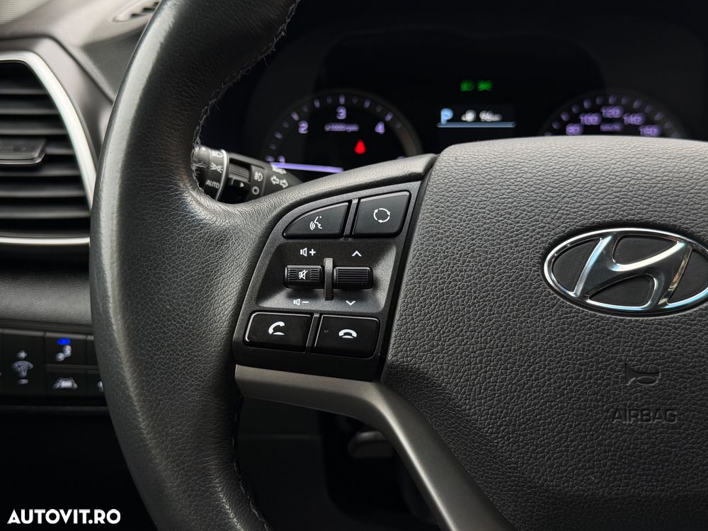 Hyundai Tucson blue 1.6 CRDi 2WD DCT Premium - 17