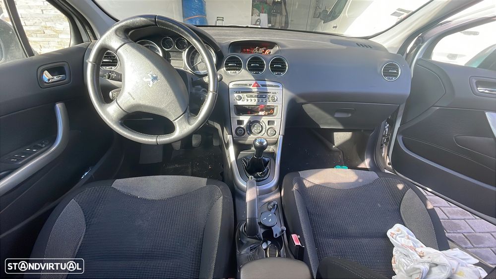 Peugeot 308 1.6 HDi Premium - 6