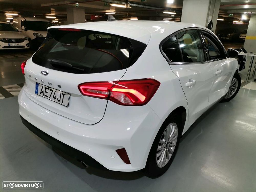 Ford Focus 1.5 TDCi EcoBlue Titanium - 3