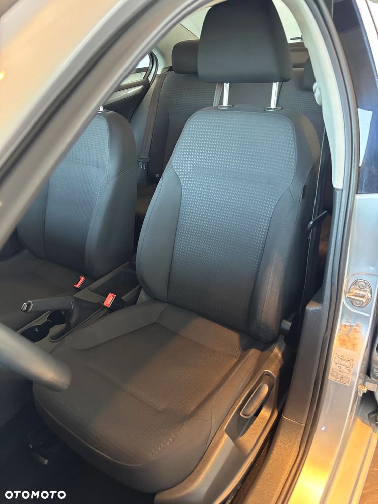 Volkswagen Jetta 2.0 TDI DPF BMT Trendline - 12