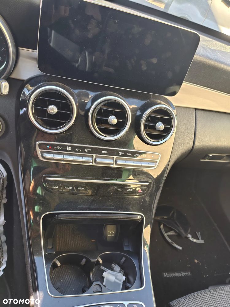 Mercedes-Benz Klasa C 180 Kompressor Automatik BlueEFFICIENCY Elegance - 7