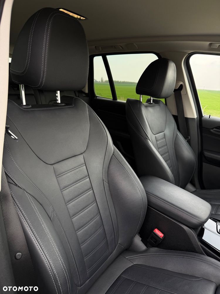 BMW X3 xDrive20d - 25