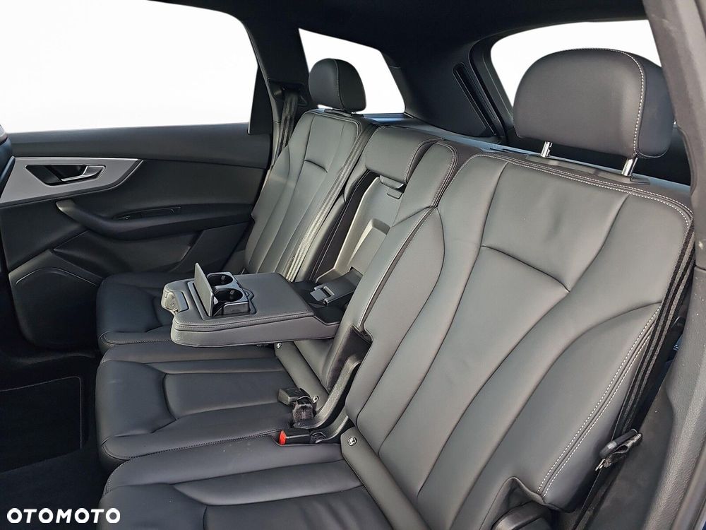 Audi Q7 - 28
