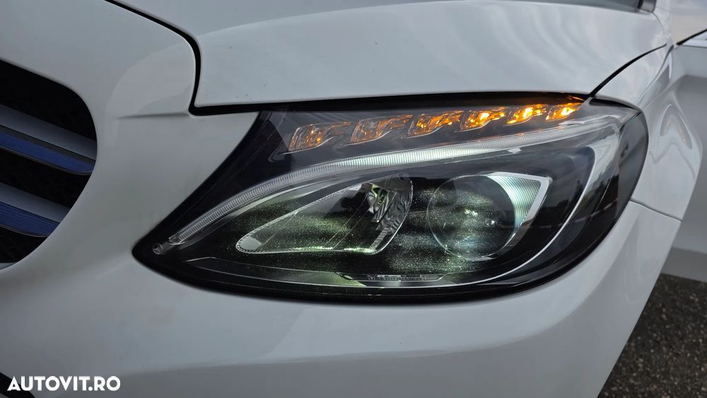 Mercedes-Benz C 200 CDI DPF (BlueEFFICIENCY) 7G-TRONIC Avantgarde - 33