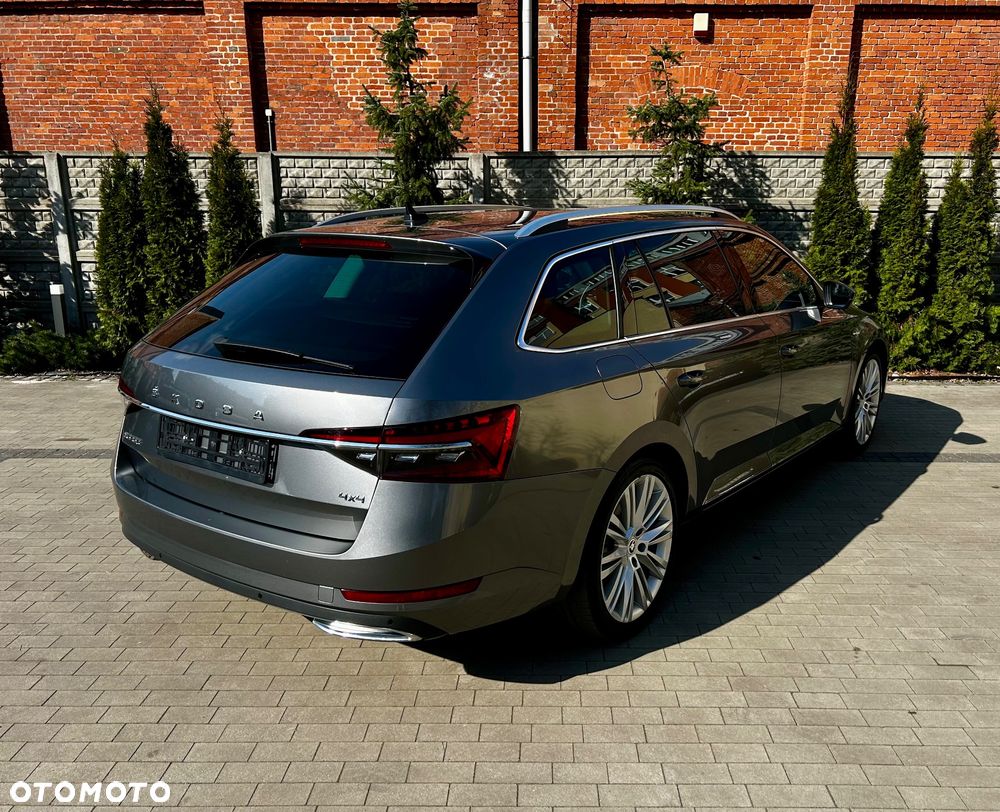 Skoda Superb 2.0 TDI SCR 4x4 L&K DSG - 3