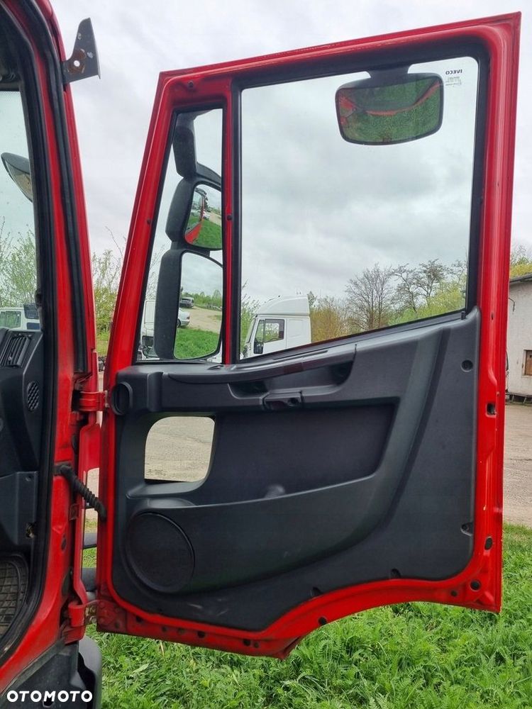 DRZWI PRAWE CZERWONE IVECO EUROCARGO 08-15 rok - 4