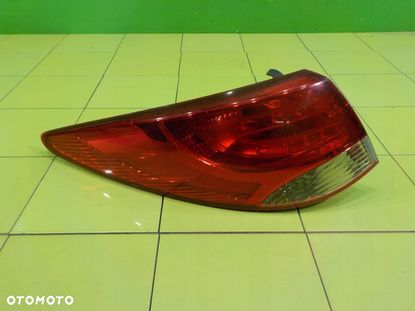 HYUNDAI ix35 12r 5D lampa lewa tyl