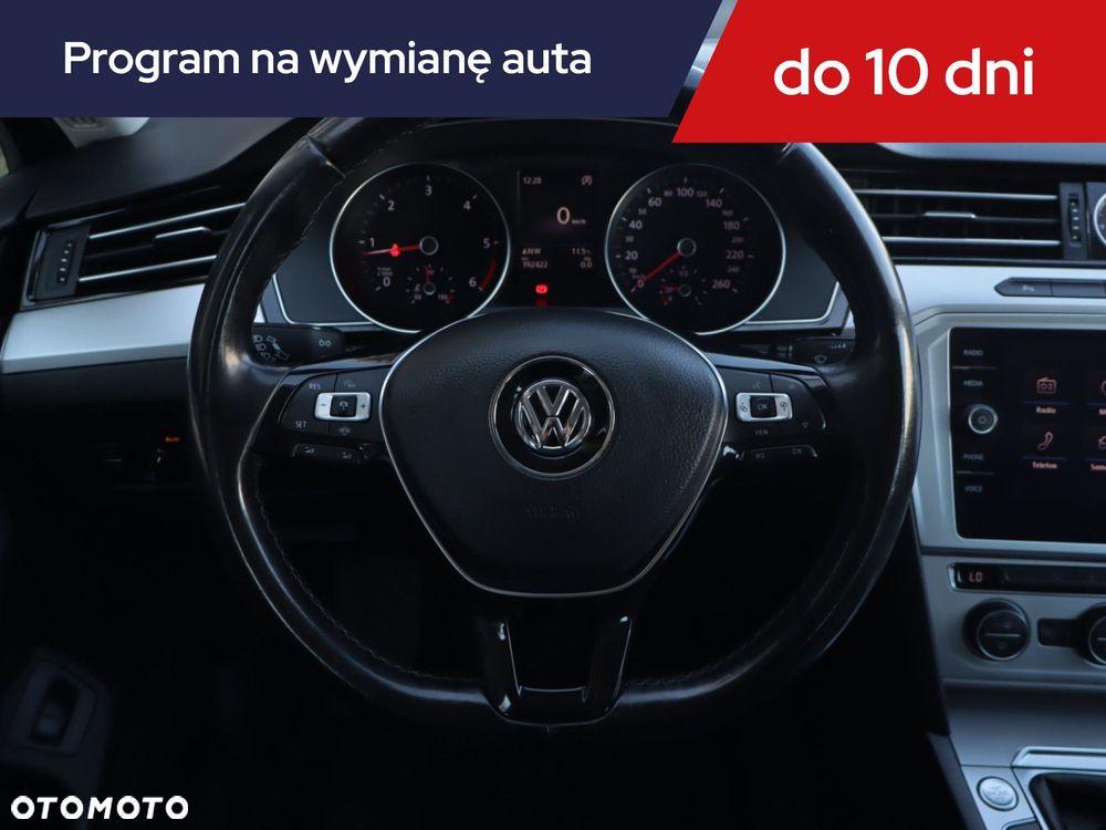 Volkswagen Passat Variant - 18