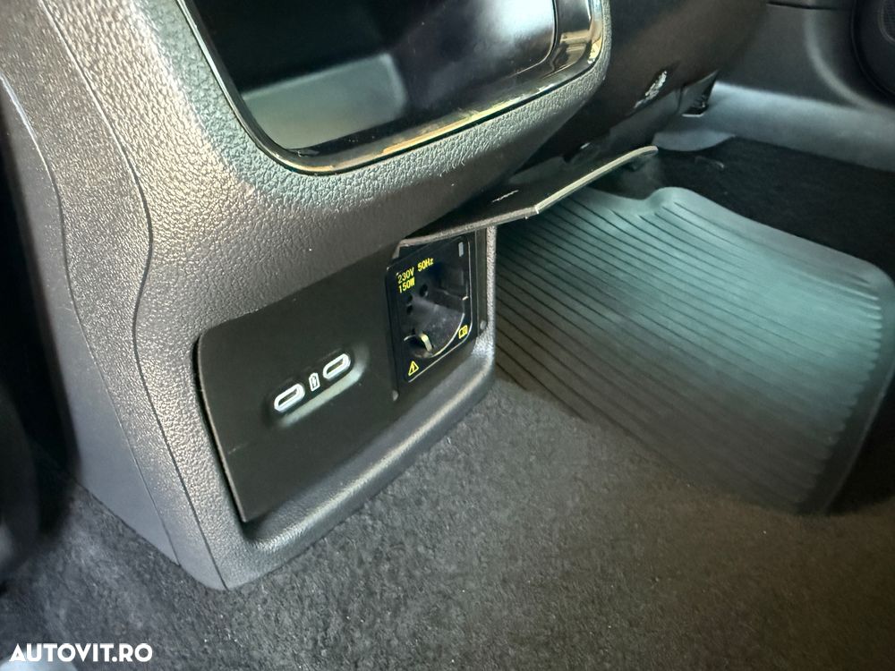 Skoda Octavia Combi 2.0 TDI Ambition - 11