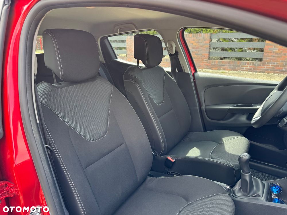 Renault Clio - 13