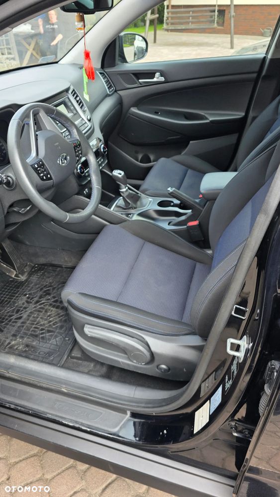 Hyundai Tucson 1.7 CRDI BlueDrive Comfort 2WD - 9