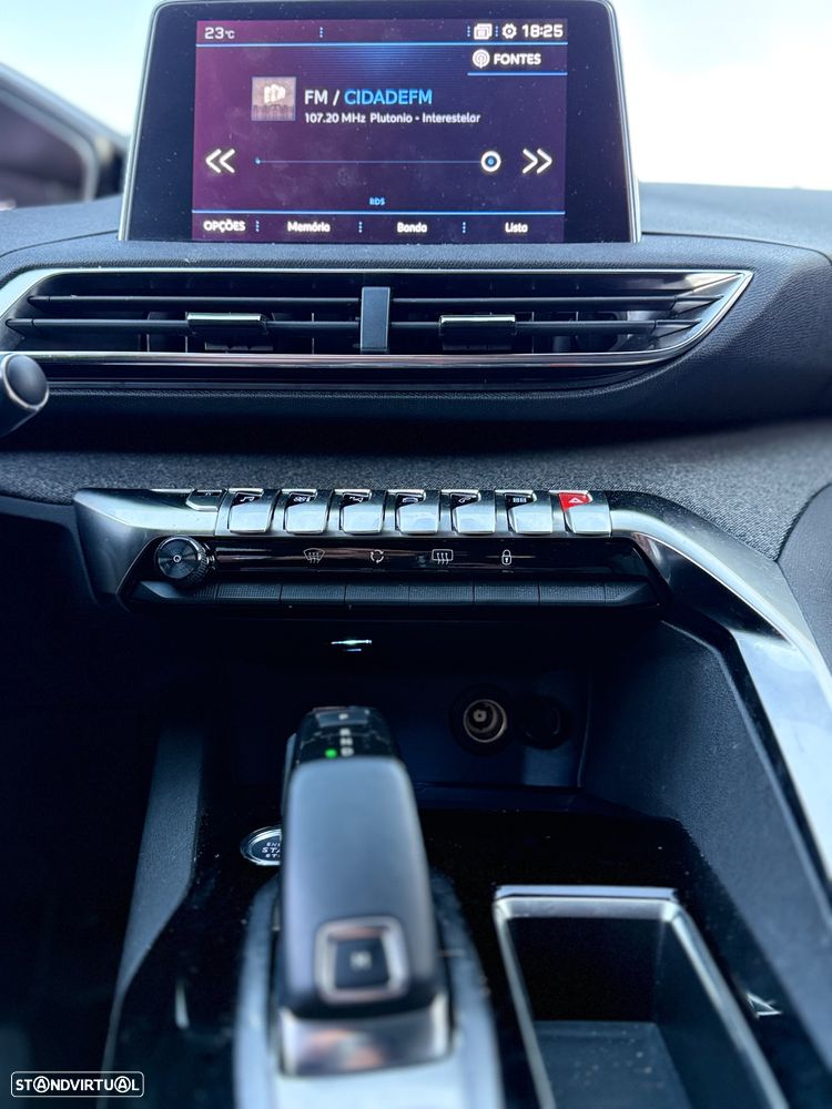 Peugeot 3008 1.2 PureTech Allure EAT8 - 10