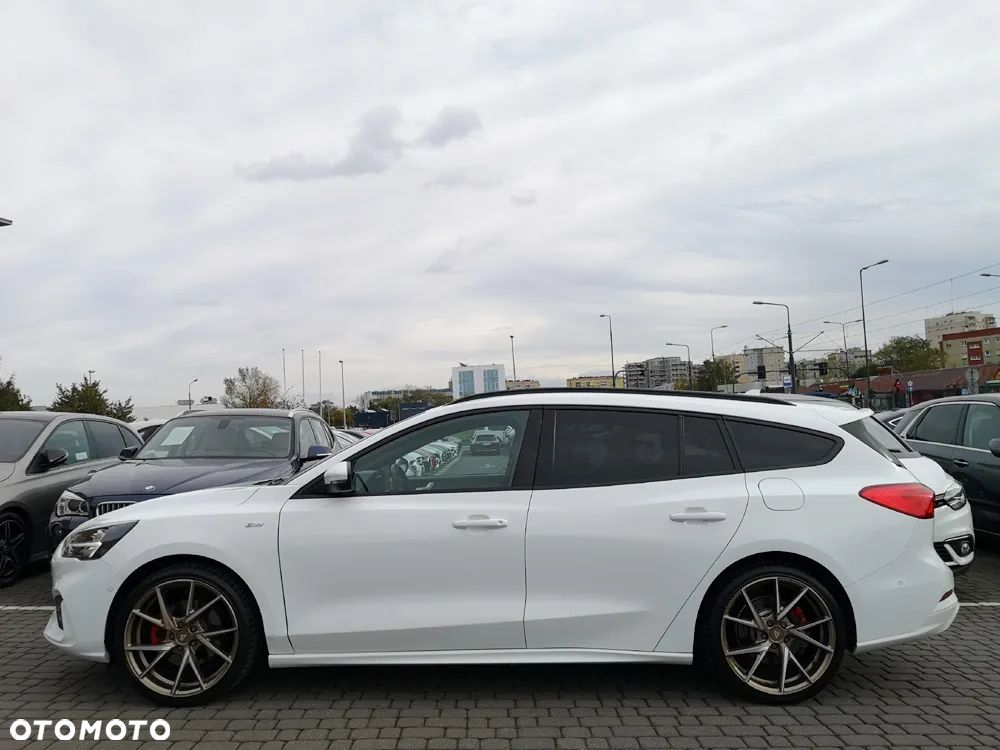 Ford Focus 1.0 EcoBoost ST-Line - 6