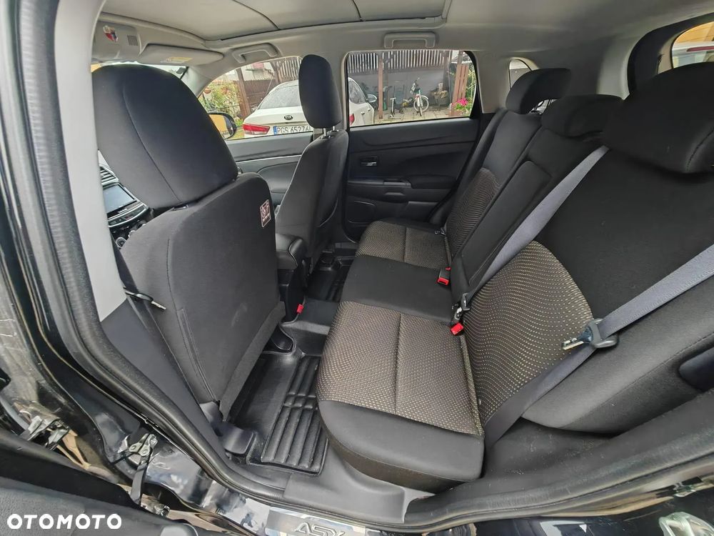 Mitsubishi ASX 1.6 2WD Instyle - 24