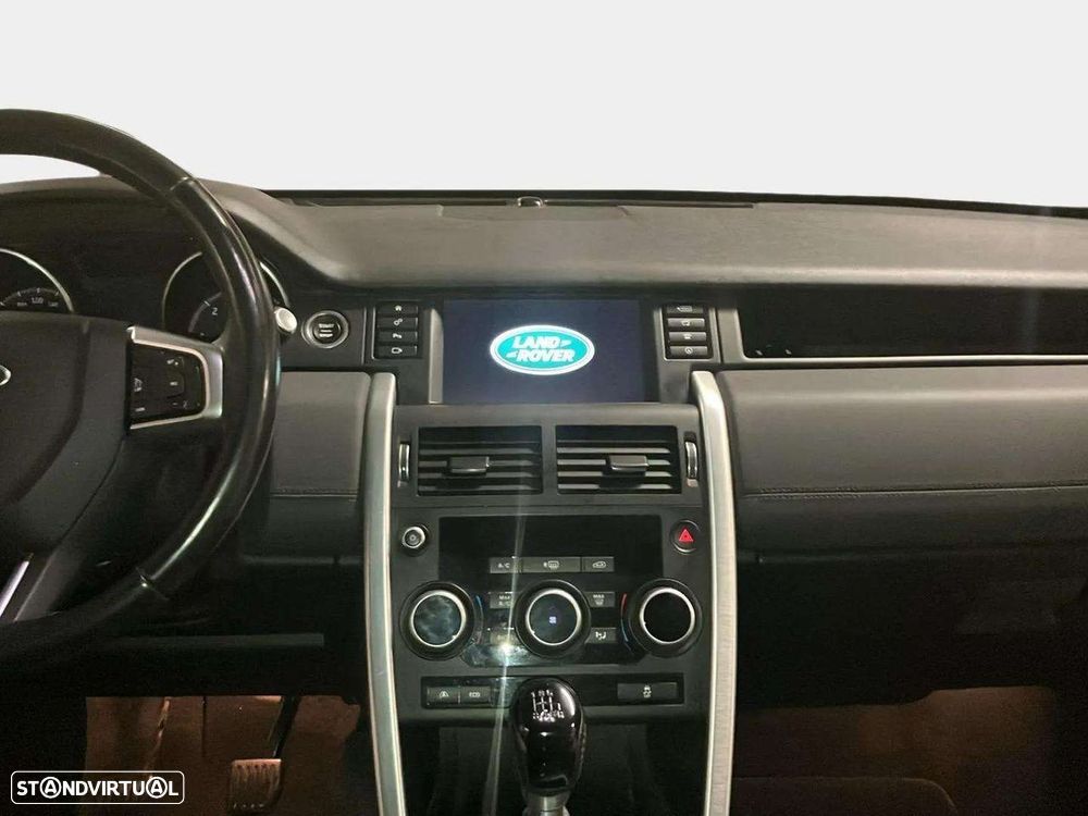 Land Rover Discovery Sport 2.0 TD4 SE - 17