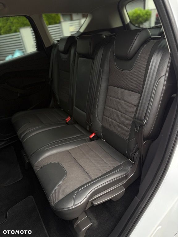 Ford Kuga 2.0 TDCi 4x4 Titanium - 8