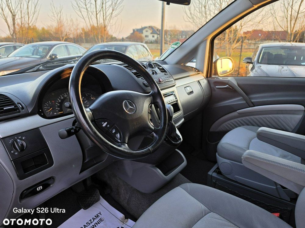 Mercedes-Benz Viano - 24