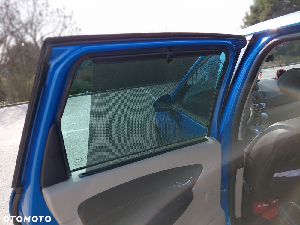 Renault Scenic 2.0 dCi Bose - 12