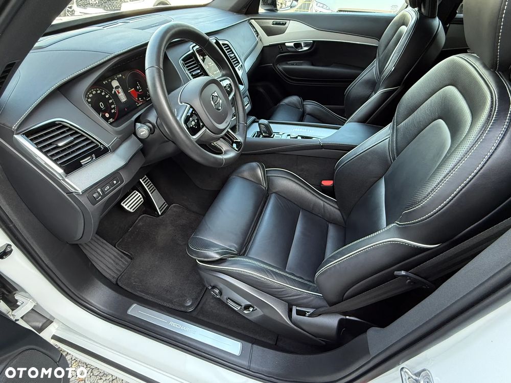 Volvo XC 90 T8 AWD Plug-In Hybrid R-Design 7os - 26